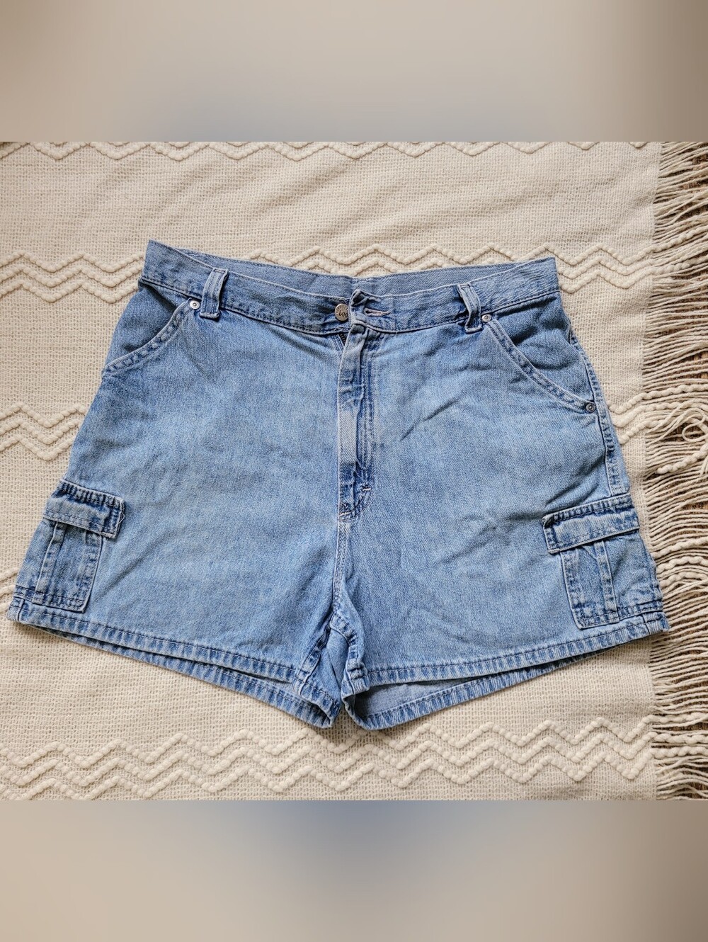 VINTAGE Lee Riveted Denim Carpenter Shorts